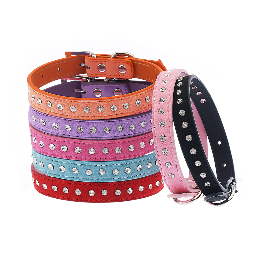 Obróżka z kryształkami dla psa z dżetami z cyrkoniami dla pieska zamszowa aksamitna z diamencikami rozmiar S M czarna ciemnoróżowa intensywny róż