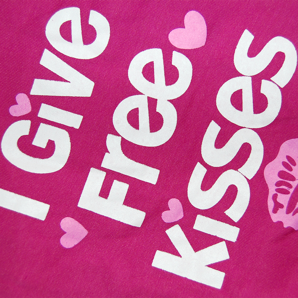 Roydaj darmowe buziaki ubranko bluzka bluzeczka dla psa dla kota nadruk napisy usta dla pieska dla psiaka intensywny kolor śliczna ładna