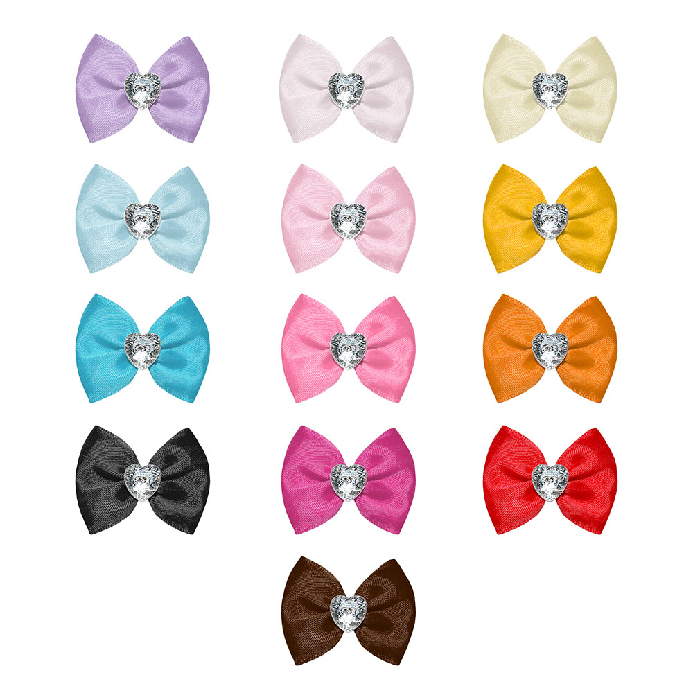 Vienna spinka z kokardką spinka kokardka z diamencikiem błyszczące serduszko diamencik w kształcie serca błyszcząca kokardka dla psa dla pieska diamencik serce czerwona błękitna fuksja róż brązowa