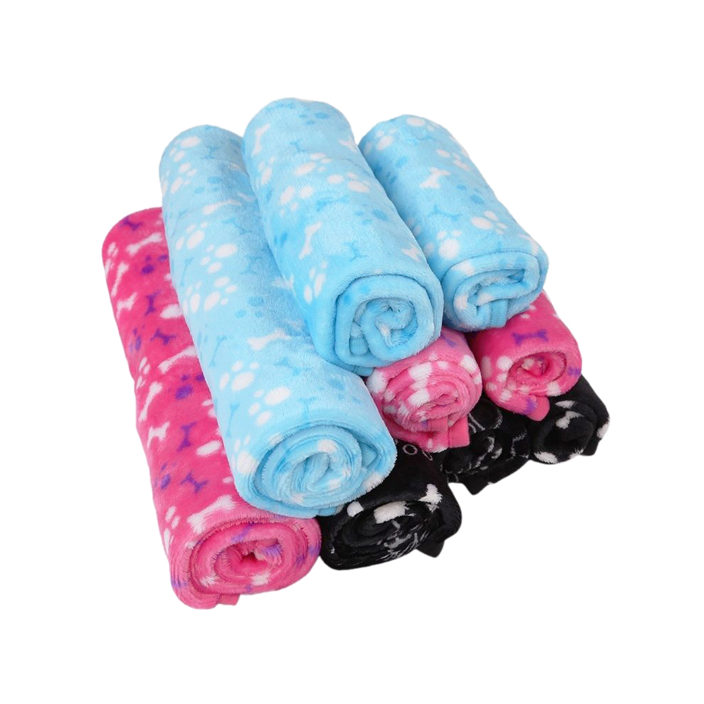 Miękki koc dla psa ciepły kocyk dla pieska koc w łapki kostki kocyk z mikrowłókna cm cm cm Fuksja Róż Niebieski Czarny kolor do wyboru koc dla zwierzaka na zimę milutki cieplutki mikrowłókno