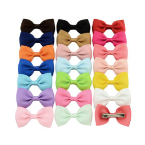 Klasyczna prosta tradycyjna duża kokardka dla psa Shih tzu szitzu pudelka biszonka na spince metalowej krokodylku granatowa amarantowa czerwona łososiowa zielona różowa biała czarna