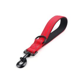 Smycz dla psa krótka z neoprenową rączką 30 cm., czerwony, czerwona, odblaskowa o długości 30cm, rączka do smyczy podszyta neoprenem, mocowanie na dozownik do kupoworków